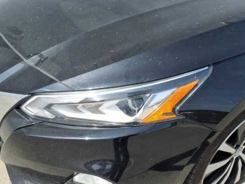Used 2022 Nissan Altima 2.5 SL FWD image 2