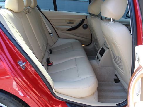 Used 2014 BMW 335i xDrive Sedan AWD/4WD image 26