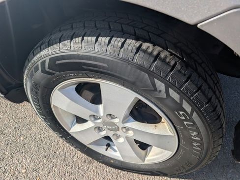 Used 2015 Dodge Journey SE image 20