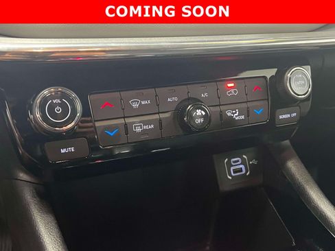Certified 2023 Jeep Compass Limited AWD/4WD image 24
