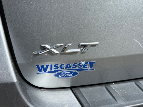 Certified 2022 Ford Explorer XLT w/ Equipment Group 202A AWD/4WD image 17