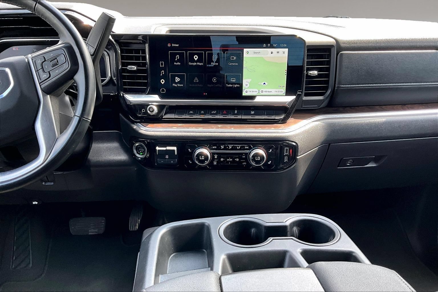 Used 2025 GMC Sierra 1500 SLT RWD image 11