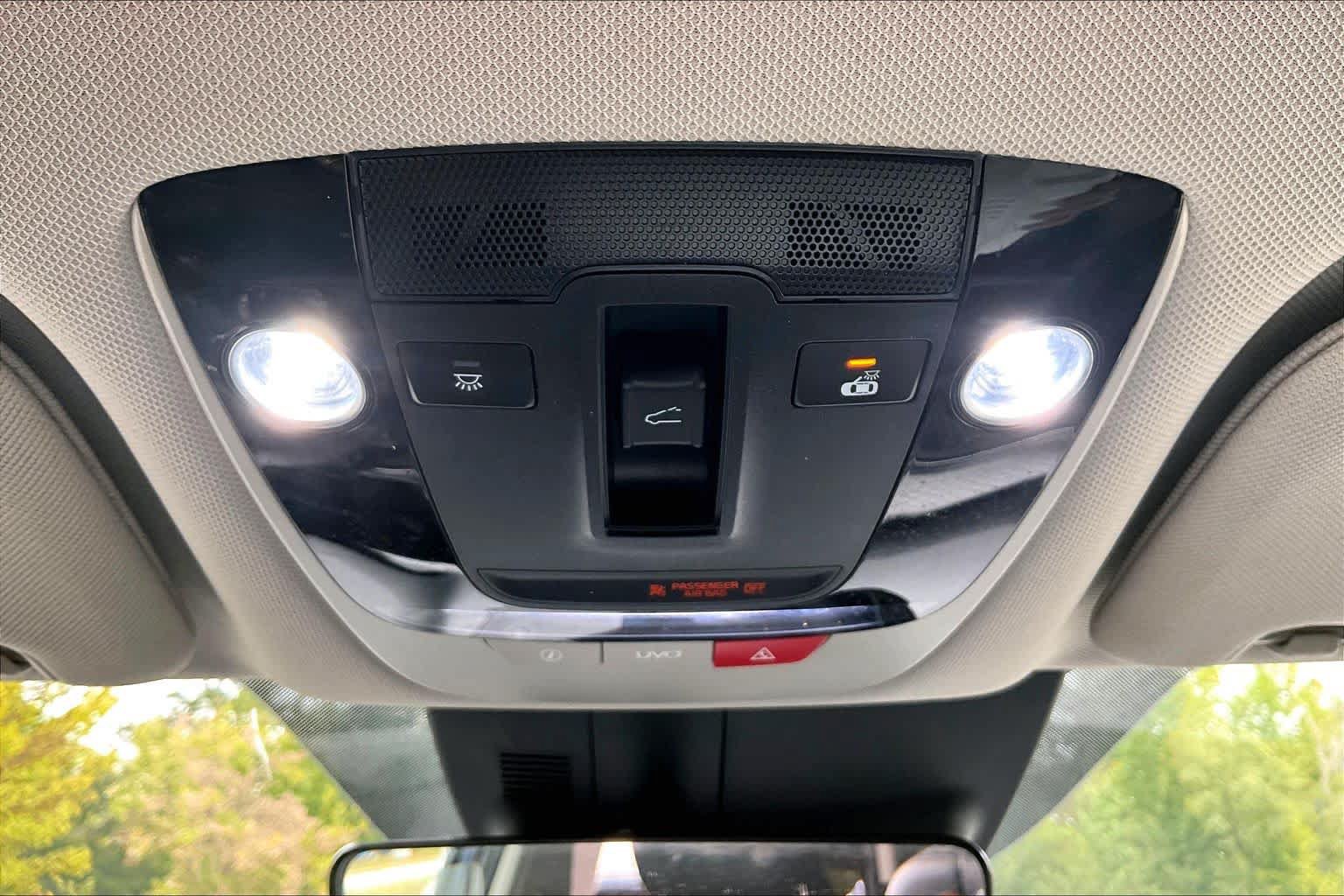 Used 2022 Kia Sorento S w/ Panoramic Sunroof Package FWD image 37