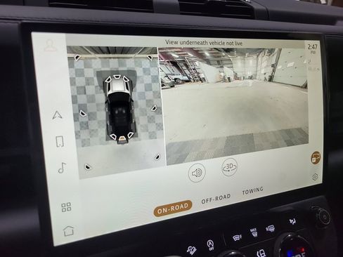 New 2026 Land Rover Defender 110 OCTA image 19