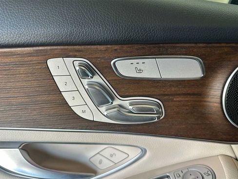 Certified 2022 Mercedes-Benz GLC 300 GLC 300 w/ Premium Package Lite image 13