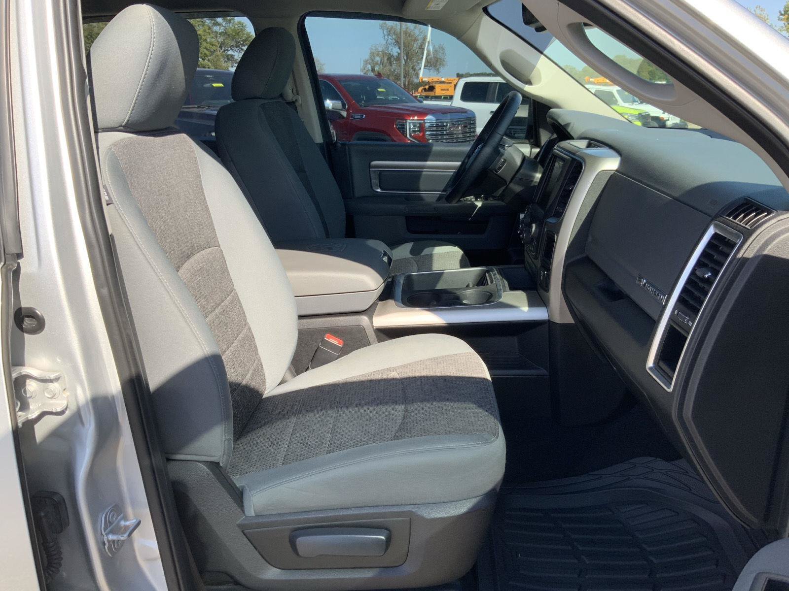 Used 2017 RAM 1500 Big Horn AWD/4WD image 58
