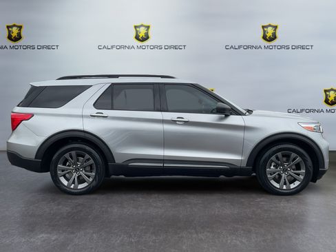 Used 2021 Ford Explorer XLT w/ Equipment Group 202A RWD image 4