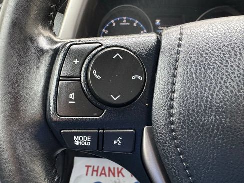 Used 2017 Toyota RAV4 XLE w/ Protection Package AWD/4WD image 19
