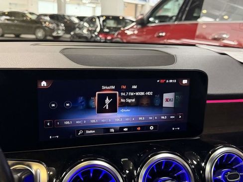 Certified 2023 Mercedes-Benz GLB 250 4MATIC image 27