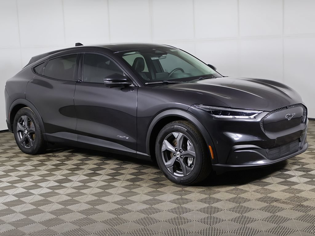 Used 2022 Ford Mustang Mach-E Select w/ Comfort/Technology Package RWD image 2