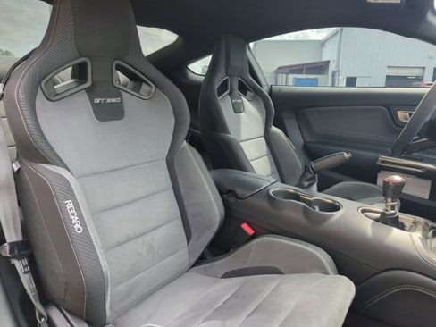 Used 2019 Ford Mustang Shelby GT350 w/ Technology Package image 24