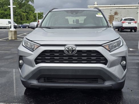 Certified 2020 Toyota RAV4 XLE w/ Convenience Package FWD image 2