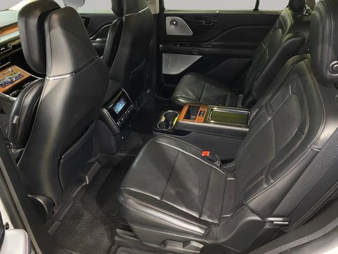 Used 2020 Lincoln Aviator Reserve w/ Equipment Group 202A AWD/4WD image 21