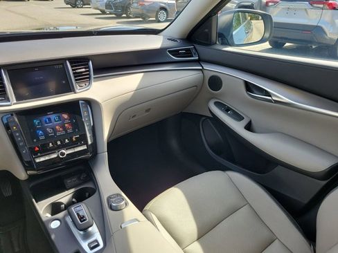 Used 2024 INFINITI QX50 Luxe image 3