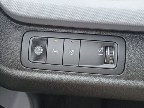New 2027 Chevrolet Bolt LT w/ Comfort Package FWD image 25