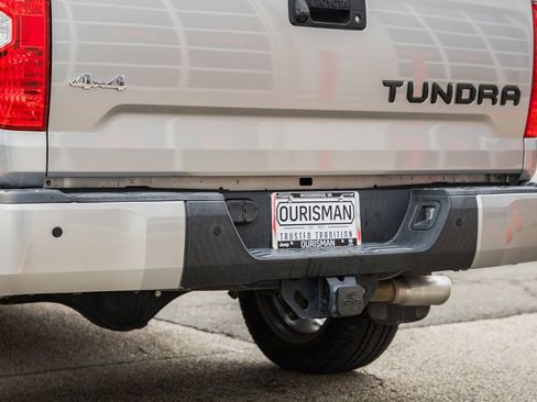 Used 2019 Toyota Tundra Platinum image 11