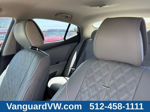 Used 2013 Kia Optima LX FWD image 8