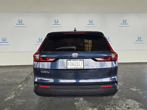 Used 2023 Honda CR-V EX image 5
