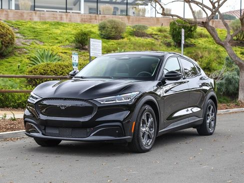 Used 2023 Ford Mustang Mach-E Select image 3