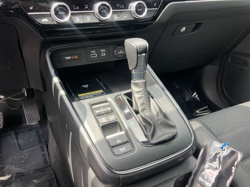 Used 2024 Honda CR-V EX-L image 27