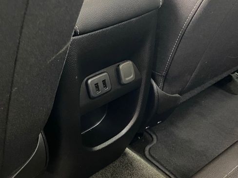 Used 2018 Chevrolet Colorado LT w/ LT Convenience Package image 30