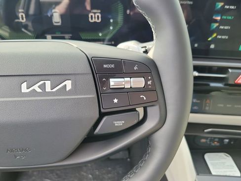 New 2026 Kia Sportage EX image 19