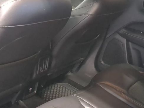 Used 2018 Jeep Compass Latitude w/ Cold Weather Group AWD/4WD image 18