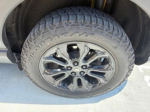 Certified 2023 Ford Bronco Sport Badlands w/ Premium Package AWD/4WD image 32