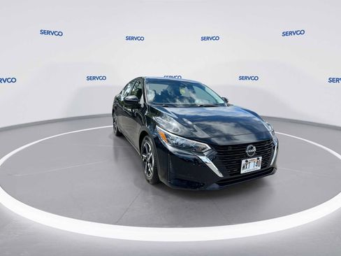 Used 2024 Nissan Sentra SV FWD image 2