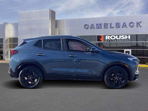 Used 2024 Buick Encore GX Sport Touring image 7