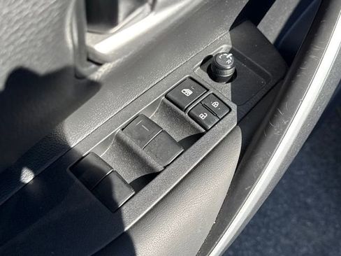 Used 2023 Toyota Corolla SE image 23