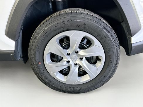 Used 2025 Toyota RAV4 LE image 11