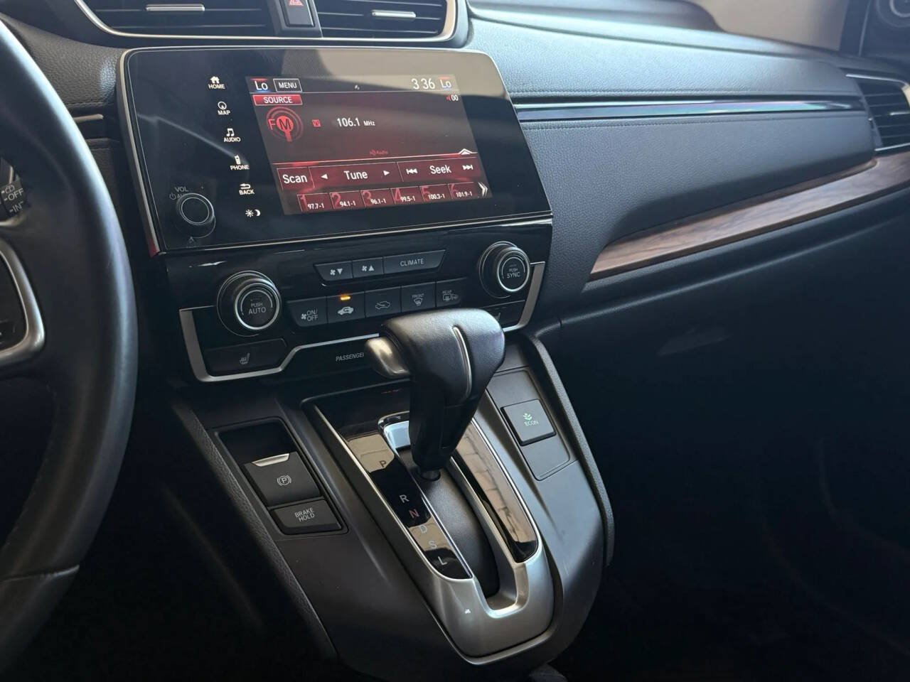 Used 2018 Honda CR-V Touring image 13