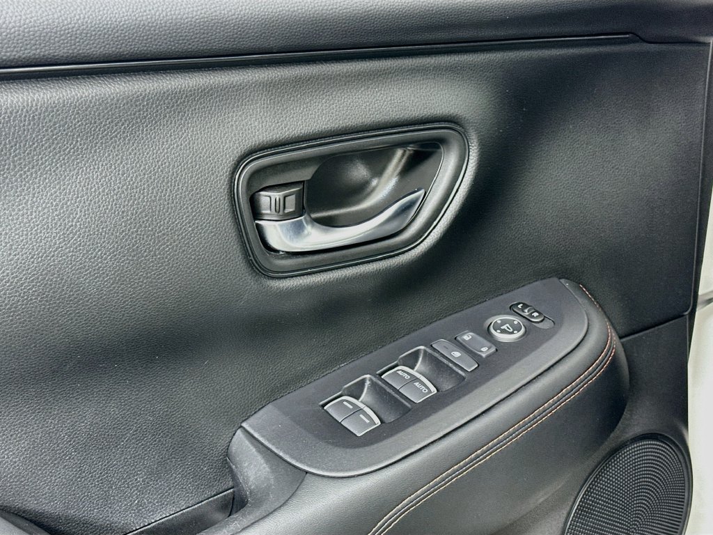 Certified 2024 Honda HR-V Sport image 17