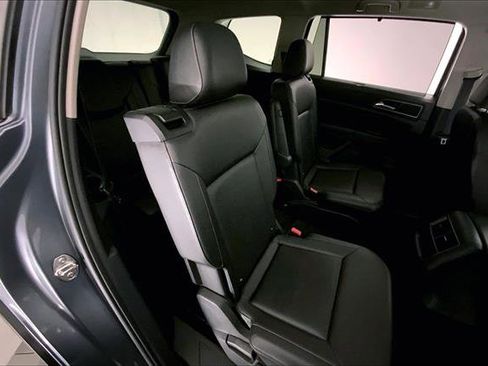 Used 2019 Volkswagen Atlas SE image 15