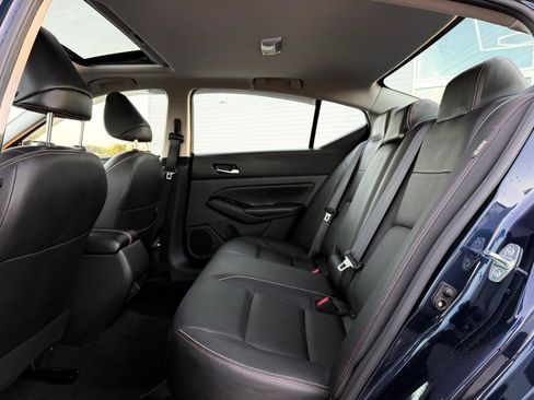 Used 2023 Nissan Altima 2.5 SR w/ SR Premium Package image 22