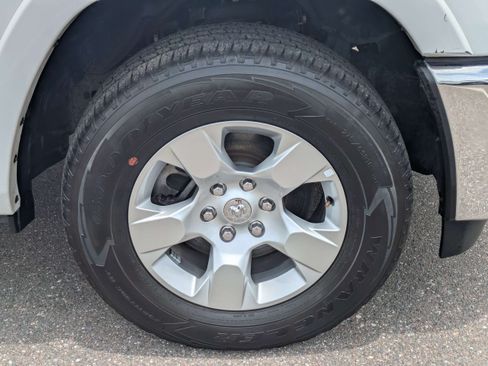 Used 2025 RAM 1500 Big Horn AWD/4WD image 10