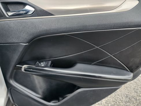 Used 2018 Lincoln MKC Premiere FWD image 12