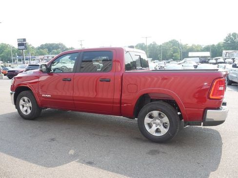 New 2026 RAM 1500 Big Horn AWD/4WD image 9