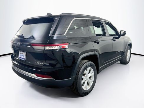 Used 2023 Jeep Grand Cherokee Limited AWD/4WD image 5
