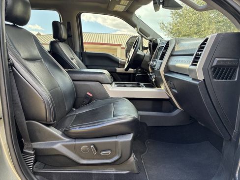 Used 2019 Ford F350 Lariat w/ Lariat Ultimate Package image 35