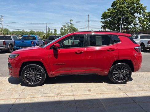 Used 2023 Jeep Compass Limited AWD/4WD image 8
