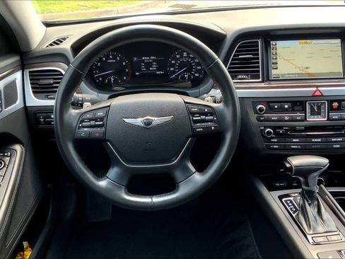 Used 2018 Genesis G80 3.8 image 6