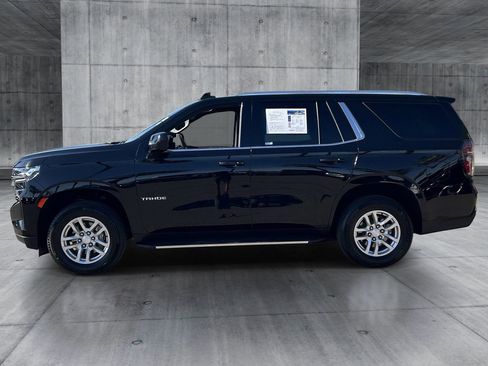 Used 2024 Chevrolet Tahoe LT RWD image 2