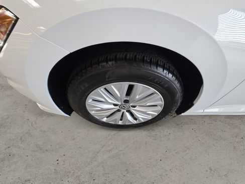 Used 2019 Volkswagen Jetta S FWD image 9