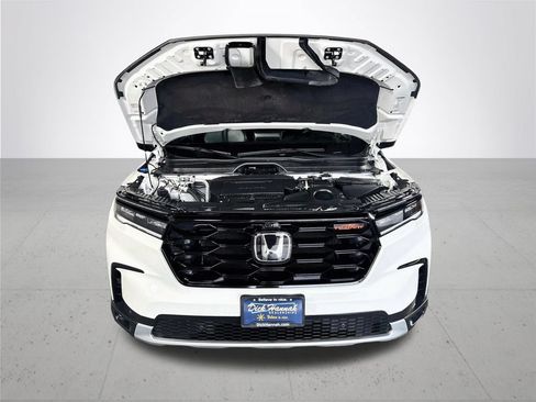 Used 2024 Honda Pilot TrailSport image 22