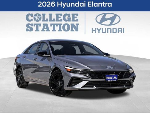 Used 2026 Hyundai Elantra Sport FWD image 3