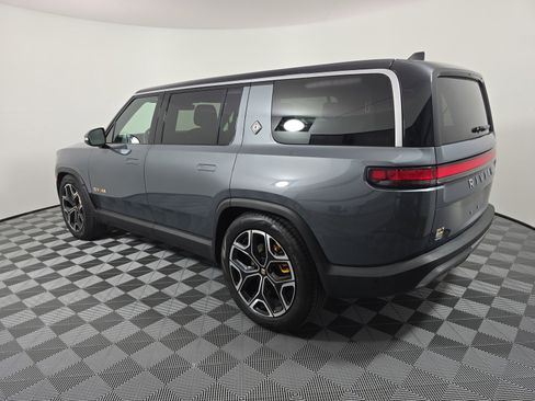 Used 2024 Rivian R1S Adventure AWD/4WD image 3