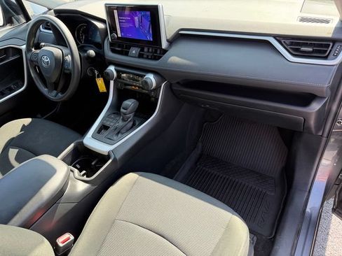 Certified 2024 Toyota RAV4 LE AWD/4WD image 19