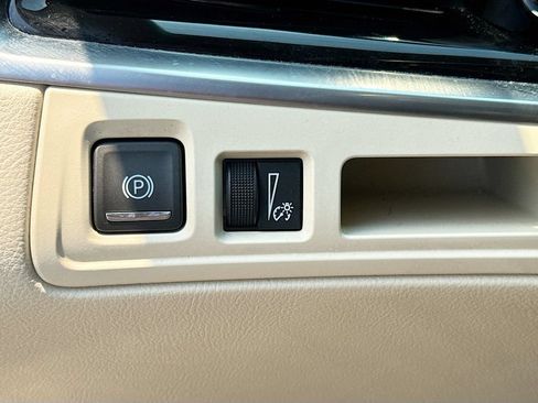 Used 2024 Cadillac XT6 Premium Luxury w/ LPO, Floor Liner Package AWD/4WD image 11